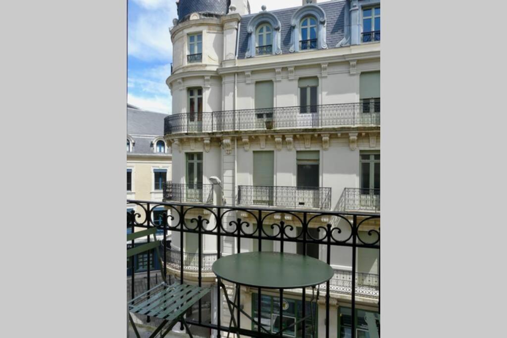 Magnolia : Superbe Deux-Pieces Quartier Du Chateau Pau Ngoại thất bức ảnh
